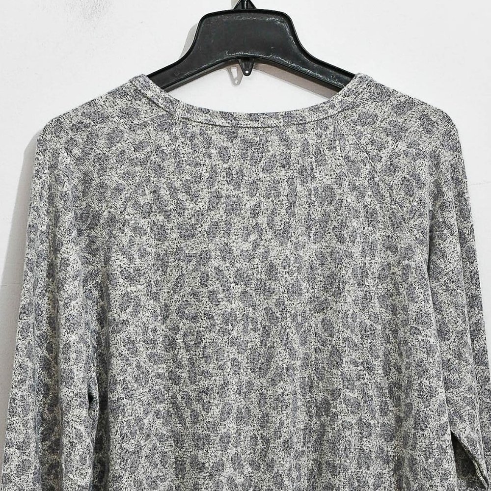 NWT Buffalo David Bitton Ladies’ Printed Long Sleeve Cozy Top Heather Grey- - Picture 5 of 5